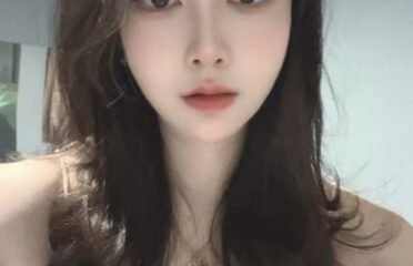 依依